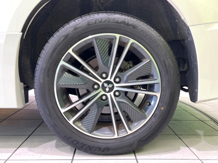 2020 Mitsubishi Delica D:5 3DA-CV1W (UW-6a2e1aa2ce131)[17]