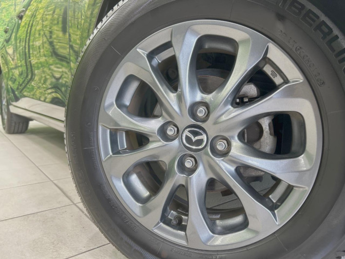 2017 Mazda Demio DBA-DJ3FS (UW-6a2e1aa9d4b83)[20]