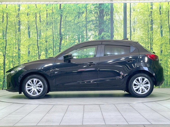2017 Mazda Demio DBA-DJ3FS (UW-6a2e1aa9d4b99)[6]