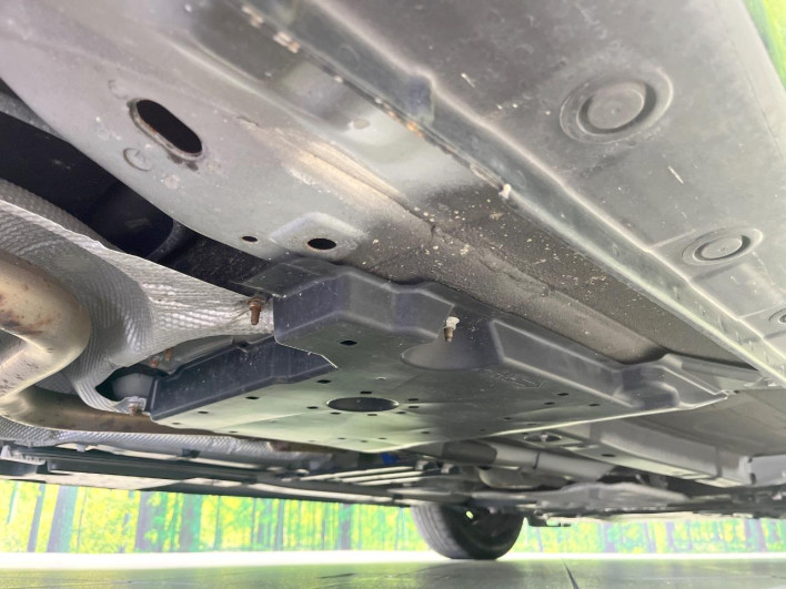 2017 Mazda Demio DBA-DJ3FS (UW-6a2e1aa9d4b99)[16]