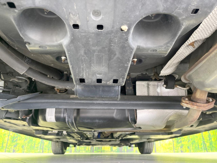 2017 Mazda Demio DBA-DJ3FS (UW-6a2e1aa9d4b99)[14]