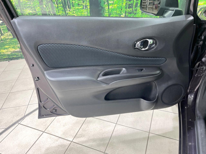2013 Nissan Note DBA-E12 (UW-6a2e1ab135c92)[12]