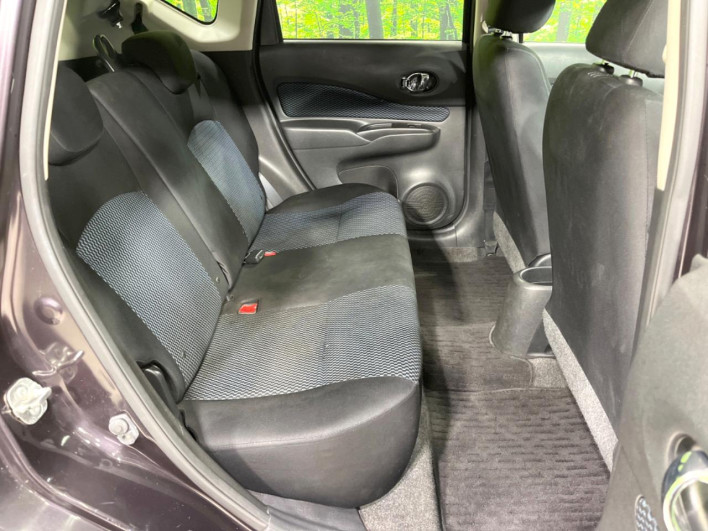 2013 Nissan Note DBA-E12 (UW-6a2e1ab135c92)[9]