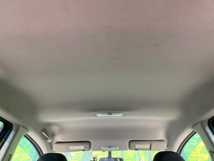 2013 Nissan Note DBA-E12 (UW-6a2e1ab135c92)[17]