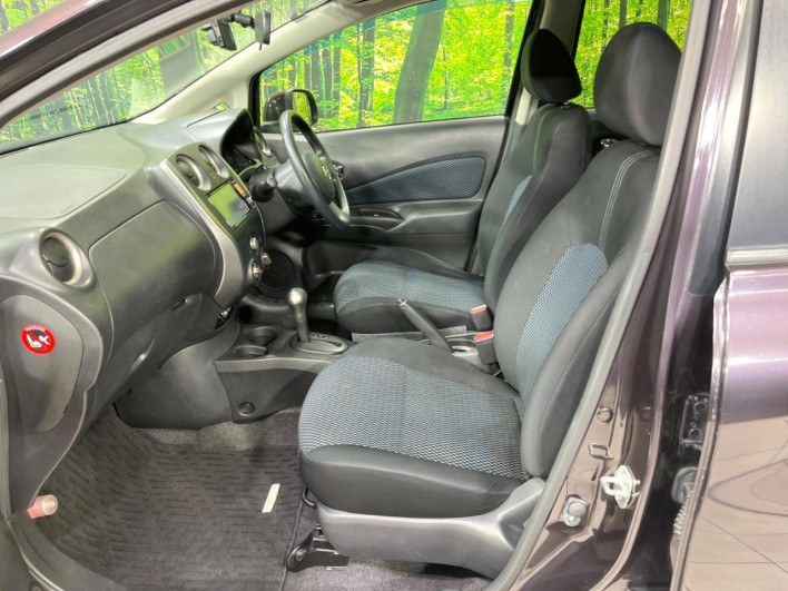2013 Nissan Note DBA-E12 (UW-6a2e1ab135c92)[10]