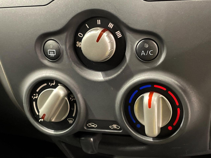 2014 Nissan Note DBA-E12 (UW-6a2e1ab1c152c)[25]