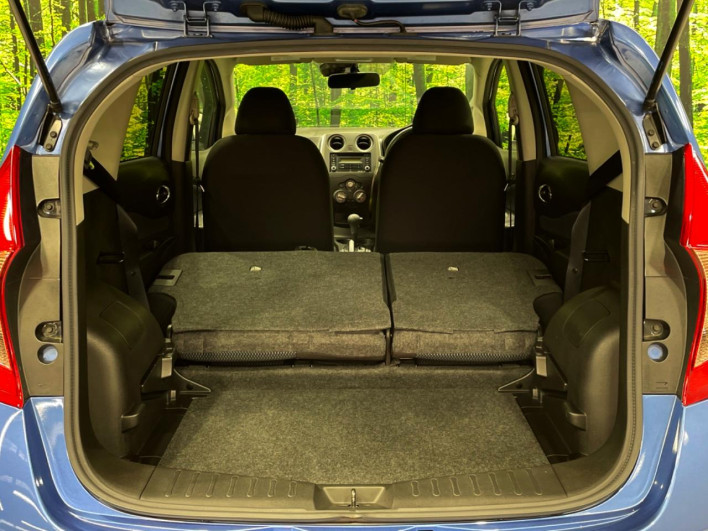 2014 Nissan Note DBA-E12 (UW-6a2e1ab1c152c)[12]