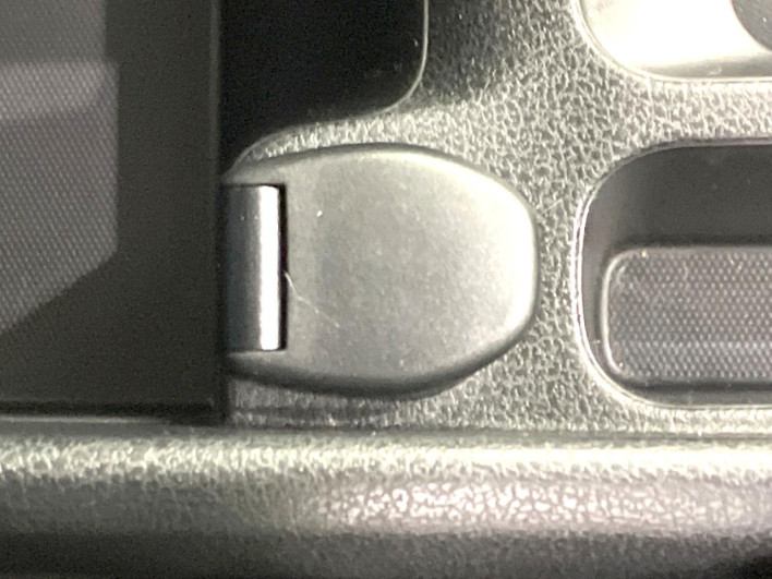 2018 Nissan Note DBA-E12 (UW-6a2e1ab379fa1)[28]