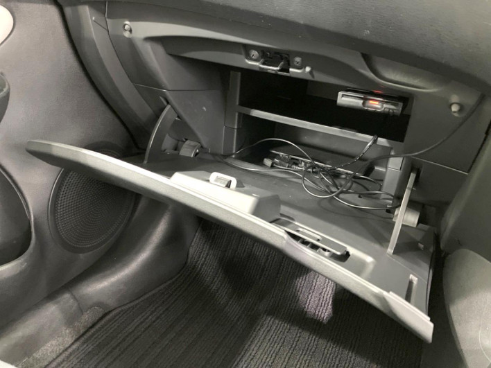 2018 Nissan Note DBA-E12 (UW-6a2e1ab379fa1)[22]