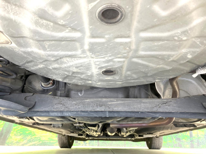 2018 Nissan Note DBA-E12 (UW-6a2e1ab379fa1)[6]