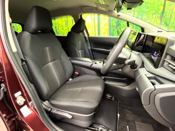 2021 Nissan Note 6AA-E13 (UW-6a2e1ab4d1446)[27]
