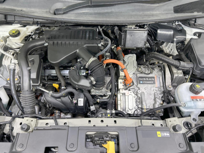 2022 Nissan Note 6AA-E13 (UW-6a2e1ab6bef97)[4]
