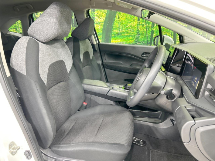 2022 Nissan Note 6AA-E13 (UW-6a2e1ab6bef97)[23]