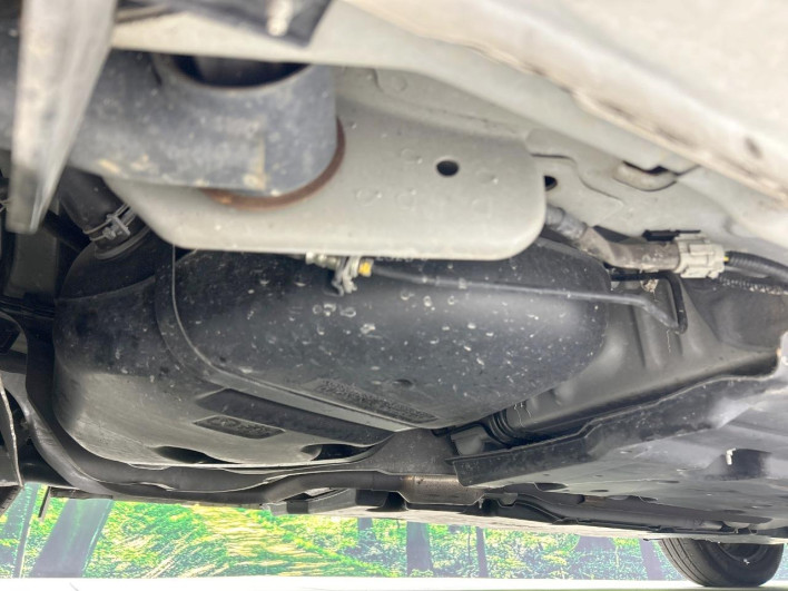 2022 Nissan Note 6AA-E13 (UW-6a2e1ab6bef97)[24]