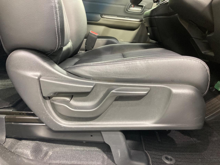 2017 Honda Freed hybrid DAA-GB7 (UW-6a2e1ac19d8aa)[29]