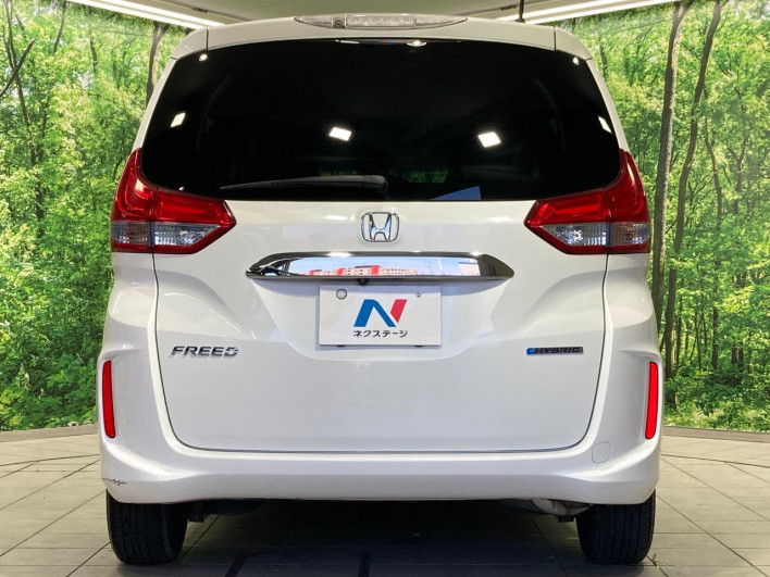2017 Honda Freed hybrid DAA-GB7 (UW-6a2e1ac19d8aa)[16]