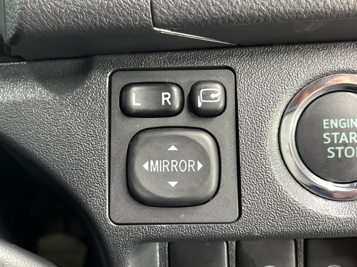 2025 Toyota Hiace Van 3DF-GDH201V (UW-6a2e1ac4b187e)[13]