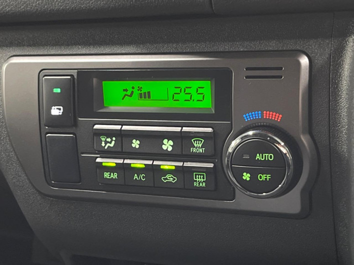 2025 Toyota Hiace Van 3DF-GDH201V (UW-6a2e1ac4b187e)[22]