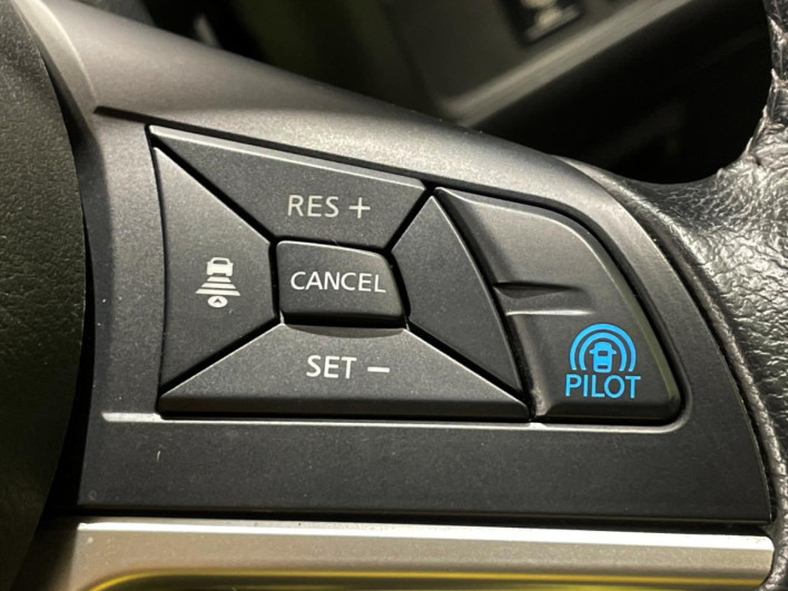 2016 Nissan Serena DAA-GFC27 (UW-6a2e1ac974061)[29]