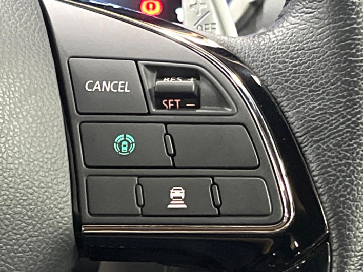2023 Mitsubishi Eclipse Cross PHEV 5LA-GL3W (UW-6a2e1ad399b4f)[20]