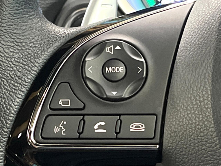2023 Mitsubishi Eclipse Cross PHEV 5LA-GL3W (UW-6a2e1ad399b4f)[21]