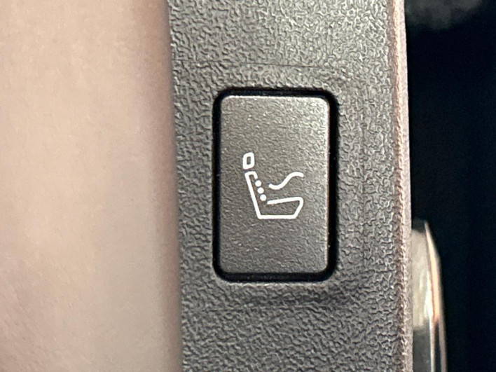 2023 Mitsubishi OUTLANDER PHEV 5LA-GN0W (UW-6a2e1ad4d0cf0)[7]