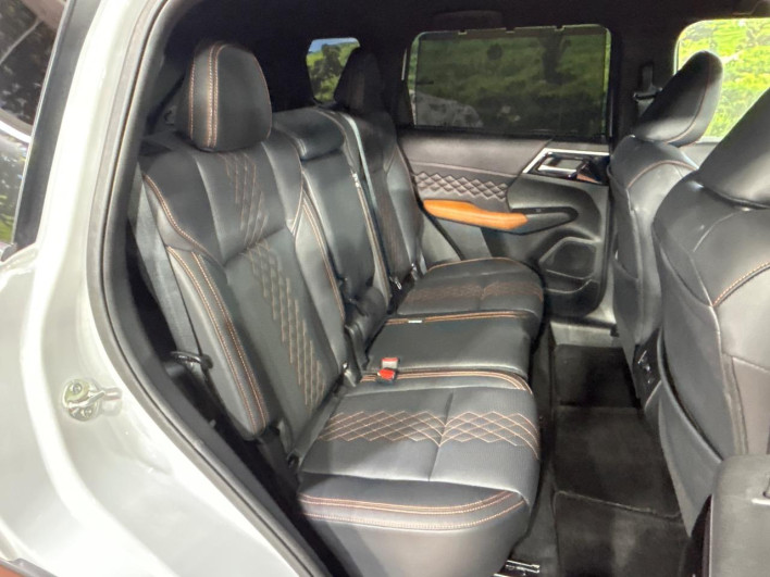 2023 Mitsubishi OUTLANDER PHEV 5LA-GN0W (UW-6a2e1ad4d0cf0)[25]