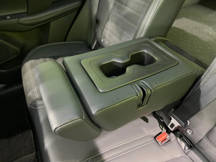 2023 Mitsubishi OUTLANDER PHEV 5LA-GN0W (UW-6a2e1ad4eac00)[9]