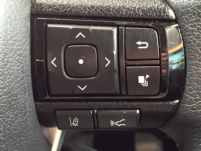2023 Toyota Hilux 3DF-GUN125 (UW-6a2e1adf738f5)[28]