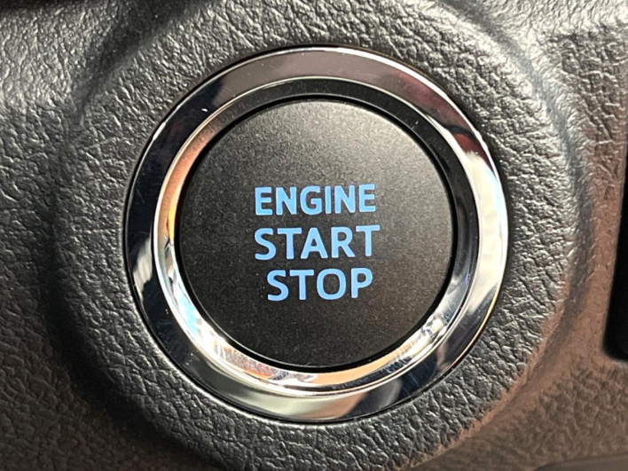 2023 Toyota Hilux 3DF-GUN125 (UW-6a2e1adf738f5)[22]