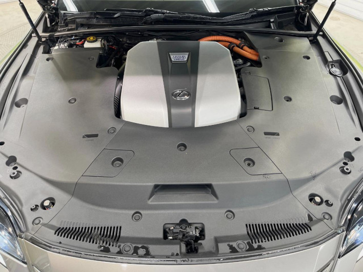 2017 Lexus LS DAA-GVF55 (UW-6a2e1adfc9e8d)[12]