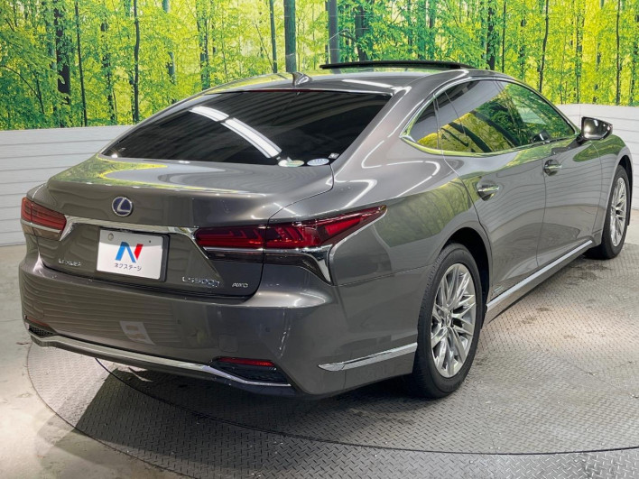 2017 Lexus LS DAA-GVF55 (UW-6a2e1adfc9e8d)[23]