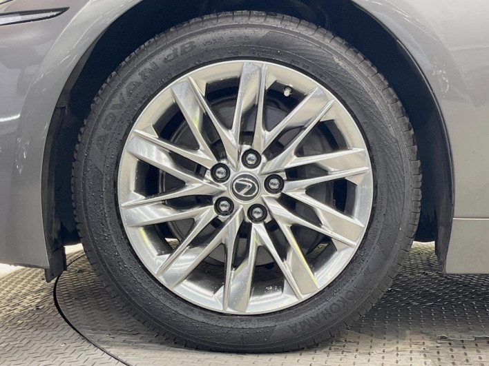2017 Lexus LS DAA-GVF55 (UW-6a2e1adfc9e8d)[7]