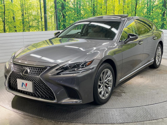 2017 Lexus LS DAA-GVF55 (UW-6a2e1adfc9e8d)[16]