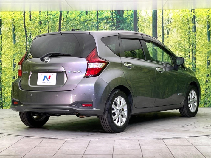 2018 Nissan Note DAA-HE12 (UW-6a2e1ae6cc0a2)[18]