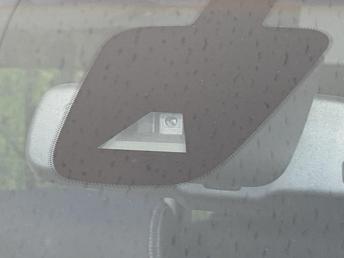 2014 Nissan Serena DAA-HFC26 (UW-6a2e1aee5868f)[5]