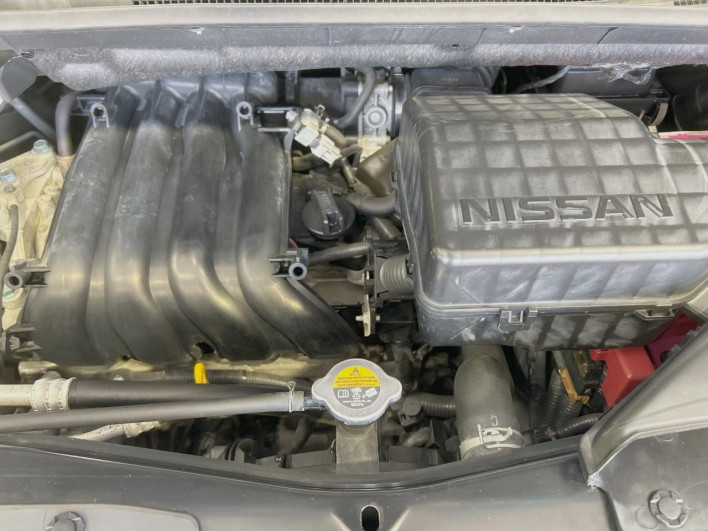 2014 Nissan Serena DAA-HFC26 (UW-6a2e1aee5868f)[4]