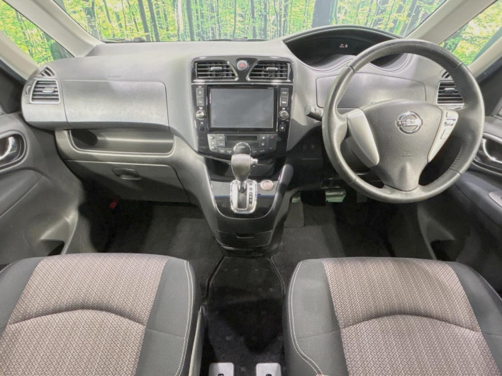 2014 Nissan Serena DAA-HFC26 (UW-6a2e1aee5868f)[26]