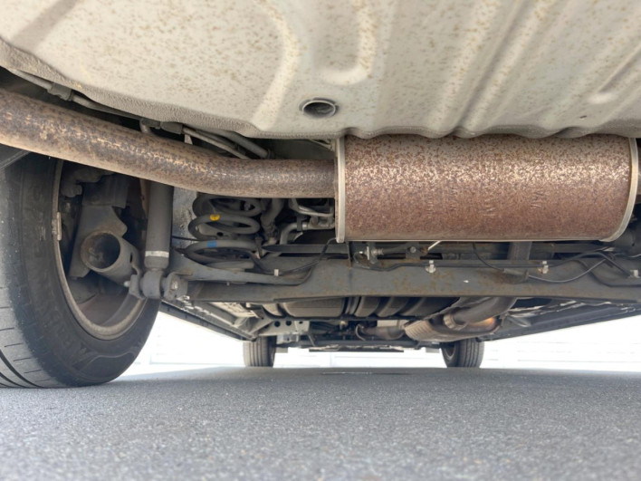 2015 Nissan Serena DAA-HFC26 (UW-6a2e1aeeafef9)[6]