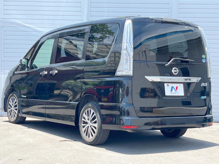 2015 Nissan Serena DAA-HFC26 (UW-6a2e1aeeafef9)[19]