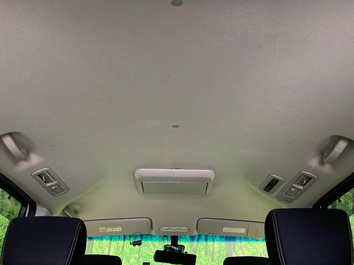 2016 Nissan Serena DAA-HFC26 (UW-6a2e1aef99b3a)[9]