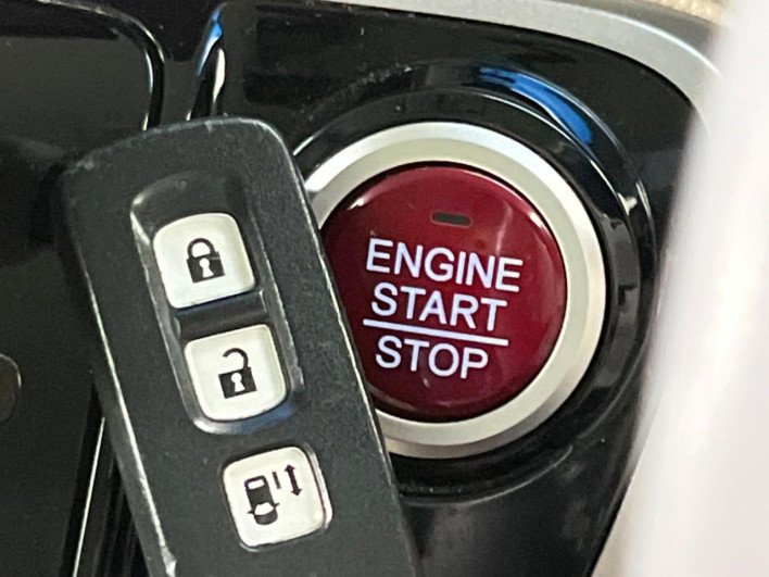 2012 Honda N-BOX DBA-JF1 (UW-6a2e1b0002ae3)[18]
