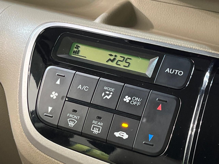 2012 Honda N-BOX DBA-JF1 (UW-6a2e1b0002ae3)[25]