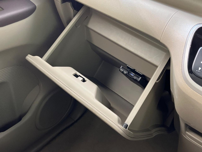 2012 Honda N-BOX DBA-JF1 (UW-6a2e1b0002ae3)[28]