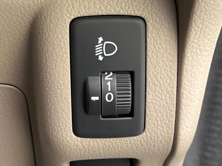 2012 Honda N-BOX DBA-JF1 (UW-6a2e1b0002ae3)[16]