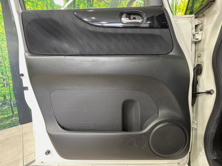 2014 Honda N-BOX CUSTOM DBA-JF1 (UW-6a2e1b025a373)[27]