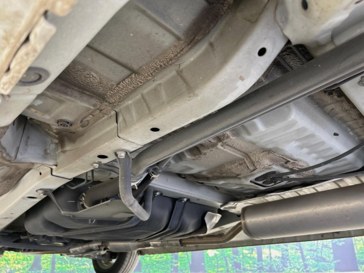 2014 Honda N-BOX CUSTOM DBA-JF1 (UW-6a2e1b025a373)[26]