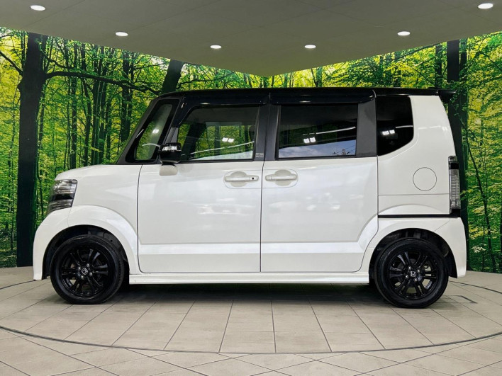 2014 Honda N-BOX CUSTOM DBA-JF1 (UW-6a2e1b025a373)[13]