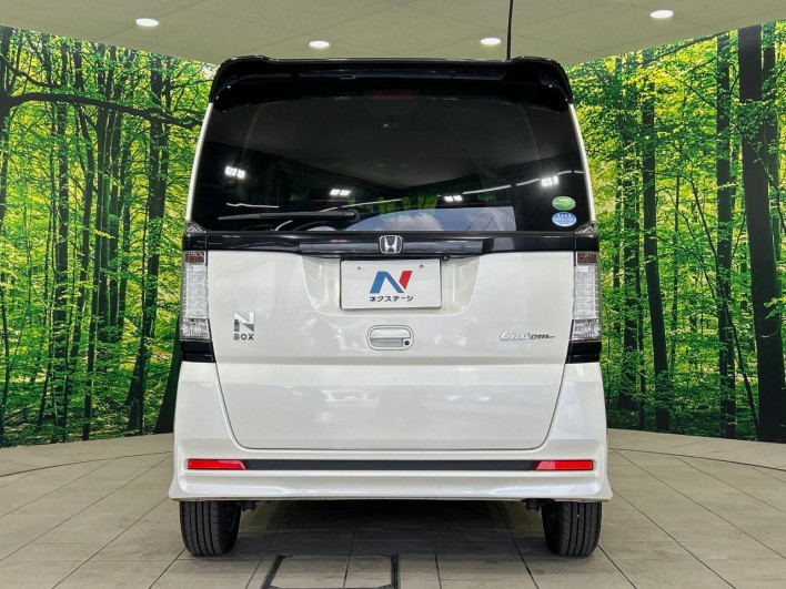 2014 Honda N-BOX CUSTOM DBA-JF1 (UW-6a2e1b025a373)[17]
