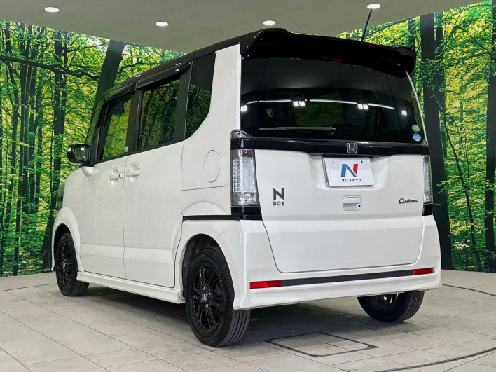 2014 Honda N-BOX CUSTOM DBA-JF1 (UW-6a2e1b025a373)[16]